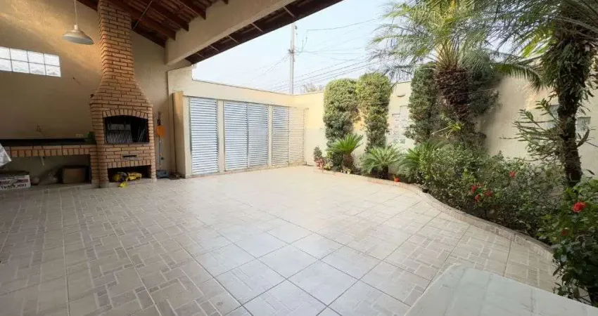 Casa a venda no Parque Continental, Osasco | 3 dorms, suite, churrasqueira e ar condicionado