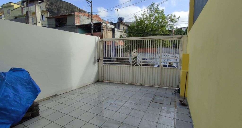 Charmoso Sobrado com 3 Dormitorios na Vila Silviania, Carapicuiba