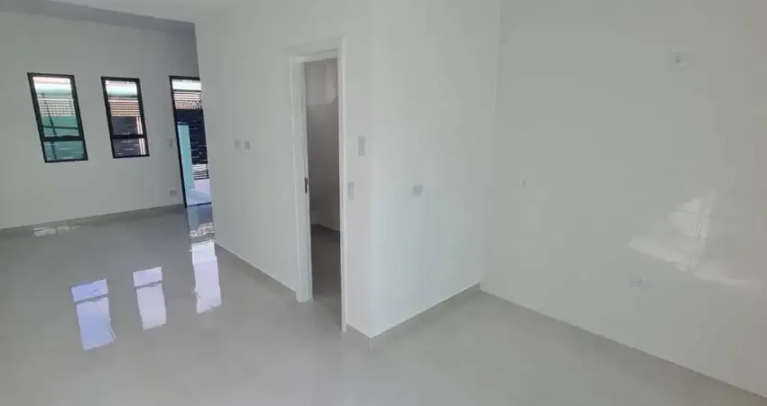Sobrado a venda no bairro Bela Vista em Osasco: 2 dormitorios, garagem e quintal!