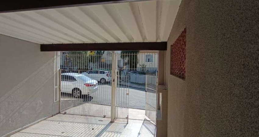 Casa a venda no bairro Bela Vista em Osasco, com 3 dormitorios e 2 garagens cobertas