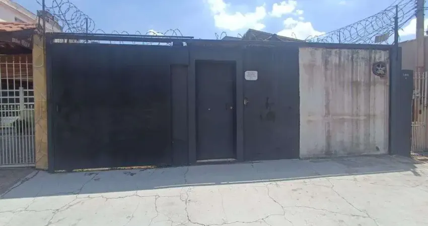 Casa comercial com 2 salas para alugar no Km 18, Osasco