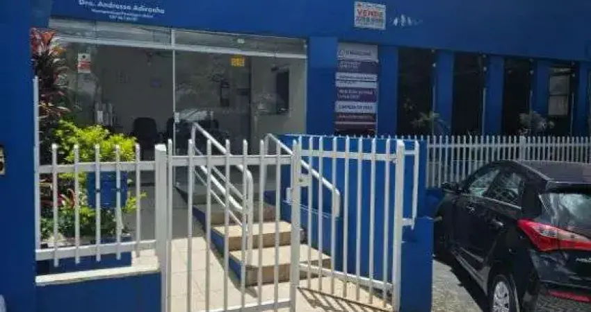 Imovel comercial a venda com 7 salas, 3 wc's, salao comercial e 2 vagas.