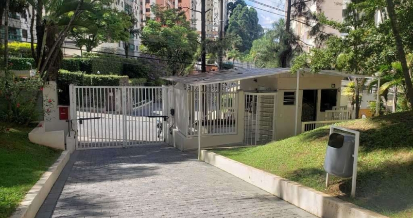 Apartamento reformado  com 3 dormitorios, 2 wc’S, 1 vaga e lazer, 400 m metro Vila Sonia.