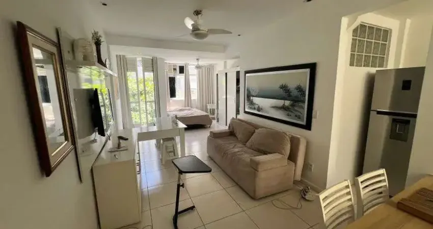Apartamento para venda com 50 metros quadrados com 1 quarto em Copacabana - Rio de Janeiro - RJ