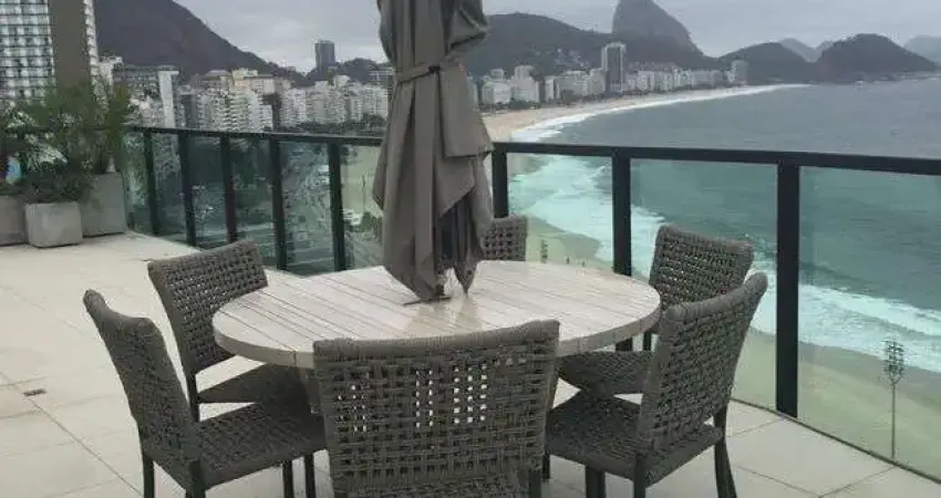 Cobertura para venda possui 520 metros quadrados com 4 quartos em Copacabana - Rio de Janeiro - RJ