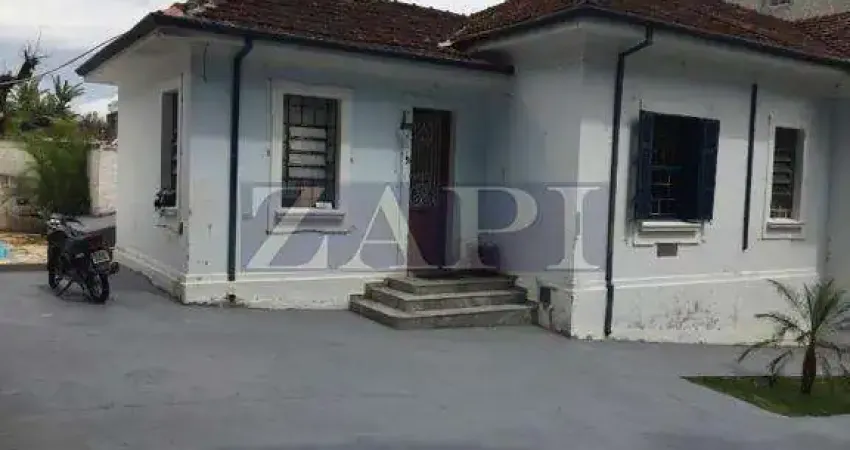 Casa com 3 dormitorios a venda, 240 m2 por R$ 1.500.000 - Centro - Pocos de Caldas/MG