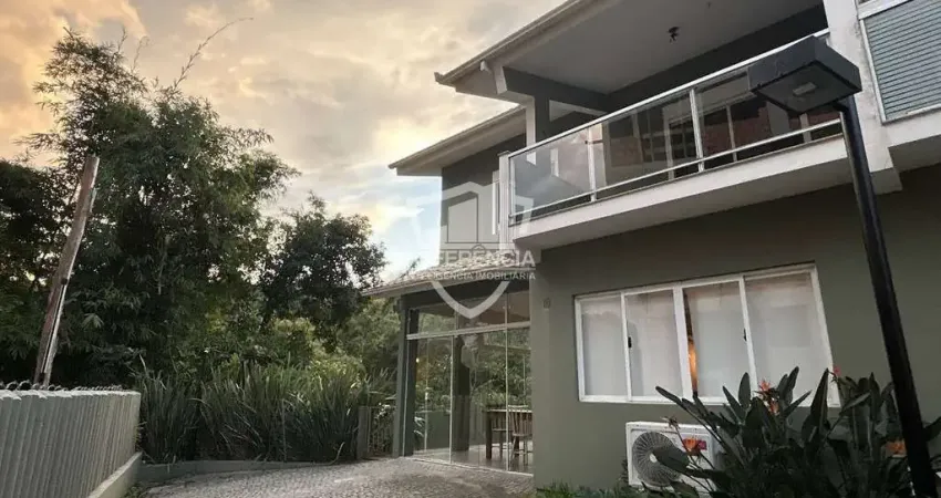 Seu refúgio pé na areia: casa com 2 pavimentos a 3 min da praia mole