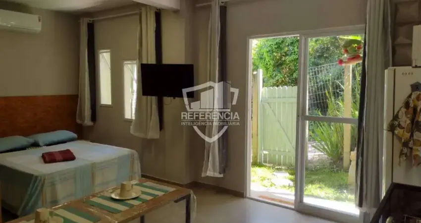 Casa com 3 quartos à venda na Barra da Lagoa, Florianópolis 