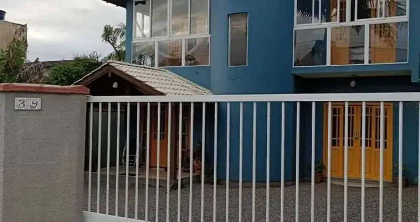 Casa com 2 quartos à venda na Barra da Lagoa, Florianópolis
