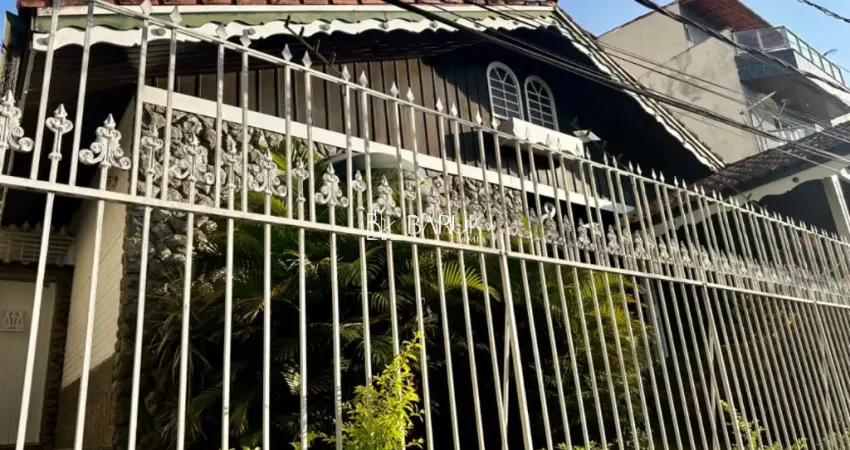 Casa com 5 quartos para alugar na Rua Professor Clóvis Jaguaribe, 400, Bom Pastor, Juiz de Fora