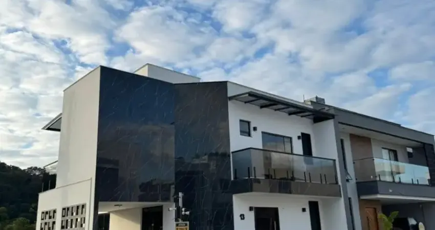 Casa em condomínio fechado com 3 quartos à venda na Rua Professor Virgílio Pereira da Silva, Vina Del Mar, Juiz de Fora