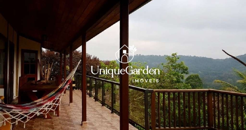 Imperdível oportunidade: Casa em condomínio à venda em Jambeiro-SP, Recanto Santa Barbara, 3 quartos, 1 suíte, 2 salas, 400m².