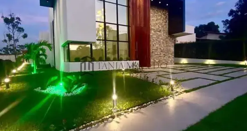 Casa à venda com 450m², 4 suítes, 2 WC Social, área de serviço, espaço gourmet, Sairé, PE.