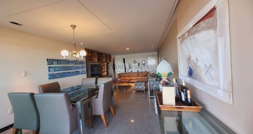 Apartamento para VENDA
 com 178m², com 4 quartos sendo 3 suítes, 2 Wc sociais, 2 vagas, 2 por andar