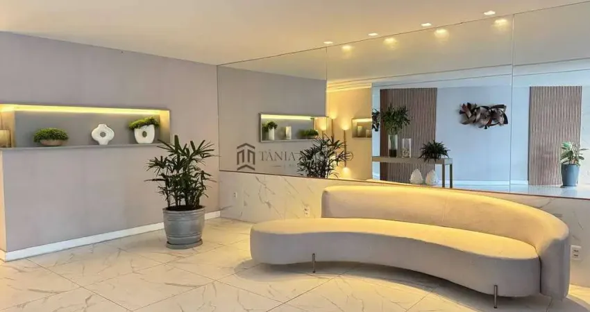 Apartamento à venda com 257m²,  4 dormitórios sendo 2 suítes, com terraço, dependência completa, 2