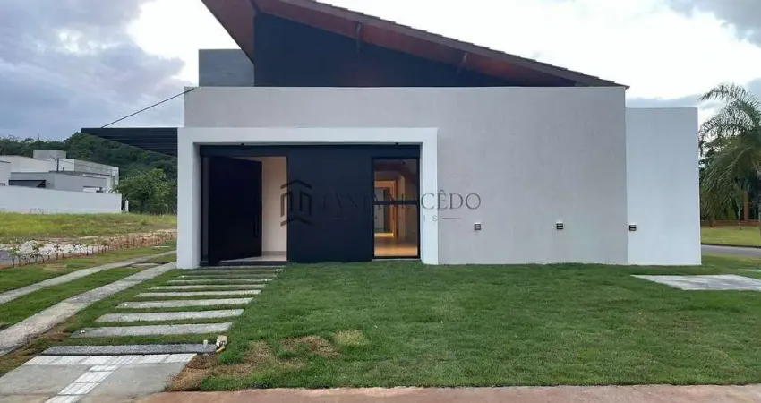 Linda Casa no Alphaville PE2 são 4 suites, 225m² de area útil em um condominio com estrutura de clu