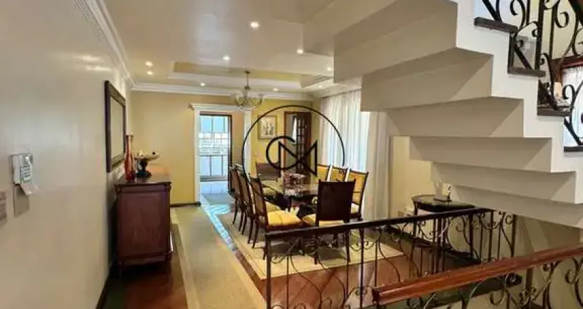 Sobrado espaçoso com 4 quartos à venda com 223m² - Bela Aliança