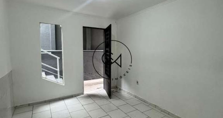 Casa com 2 quartos para alugar na Avenida Pablo Casals, 418, Rio Pequeno, São Paulo