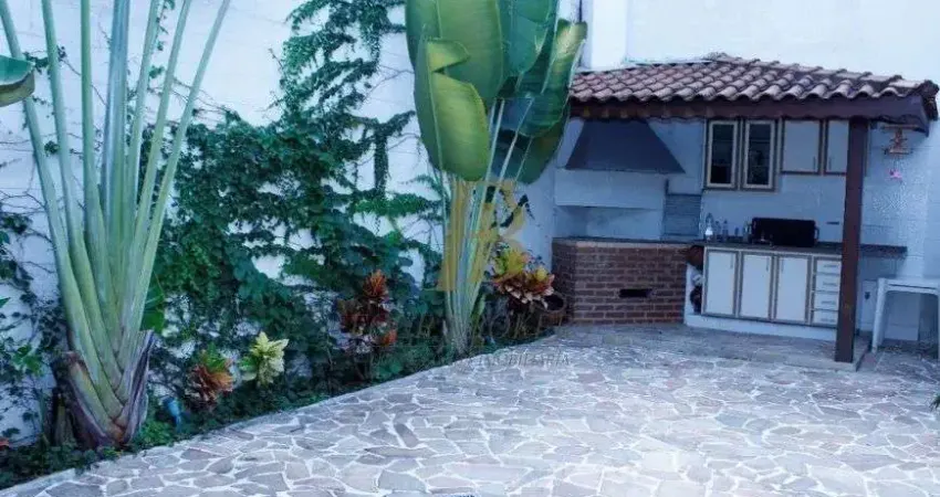 Casa de rua fechada para venda - 225 metros quadrados com 3 suítes em Panamby