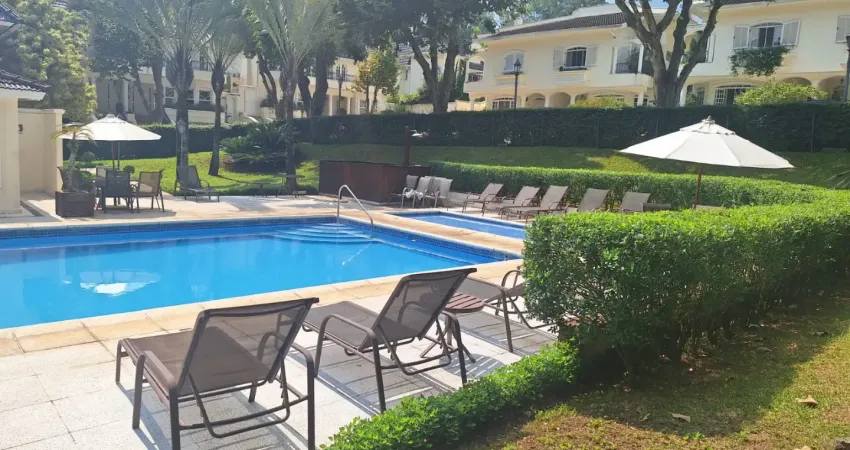 Magnífica casa em condomínio fechado e próxima ao clube paineiras