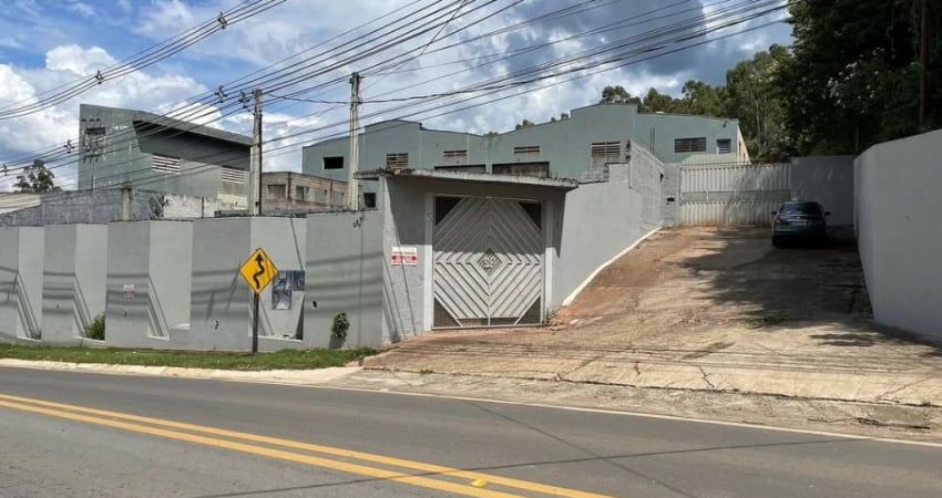 Barracão / Galpão / Depósito para alugar na Vila Industrial, Bom Jesus dos Perdões 
