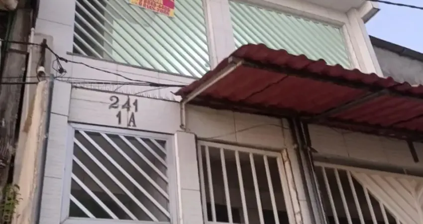 Vendo casa 1° e 2° andar 85m por andar - colinas de periperi ...