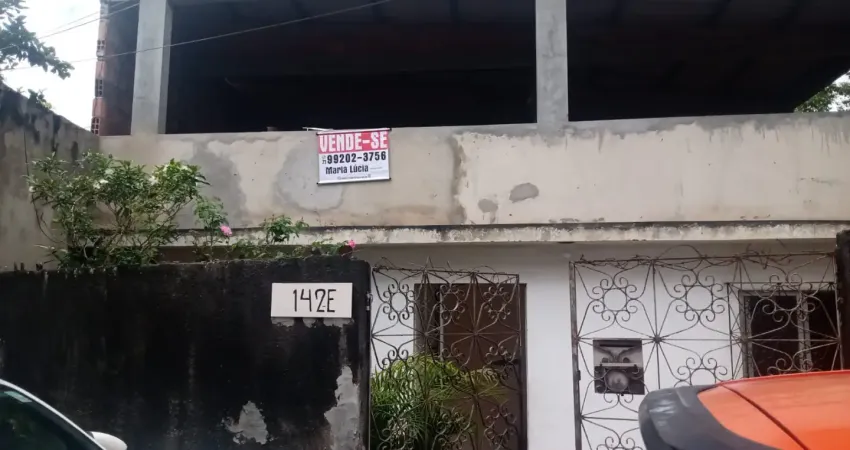Vendo 2 casas 3/4 e 1 suite e 1/4- no alto do cabrito 142 frente de rua facil acesso