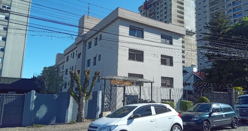 Excelente Apartamento no Petrópolis