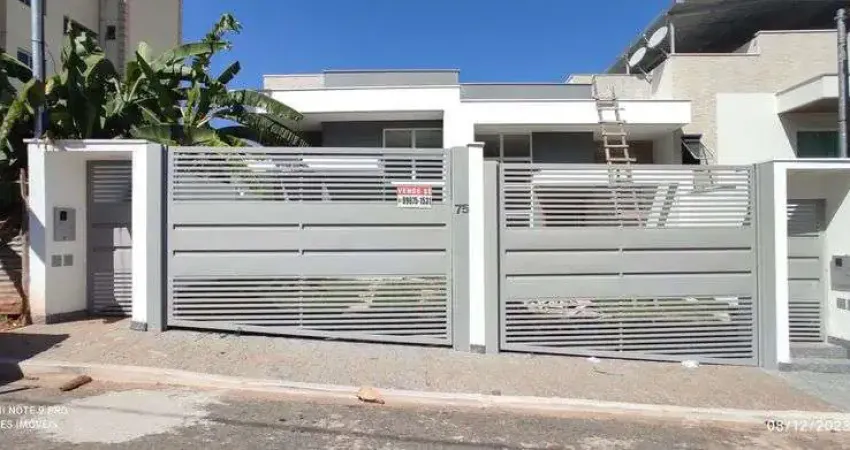 Casa Bairro Cidade Nova. Cód. K209, 3 Qts/suite, Quintal, Área gourmet, 2 vgs. Região de Ipatinga