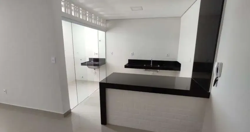 Apartamento B. Iguaçu. Cód. A252. Sacada, Elevador, 2 vagas. Perto da escola. Região de Ipatinga