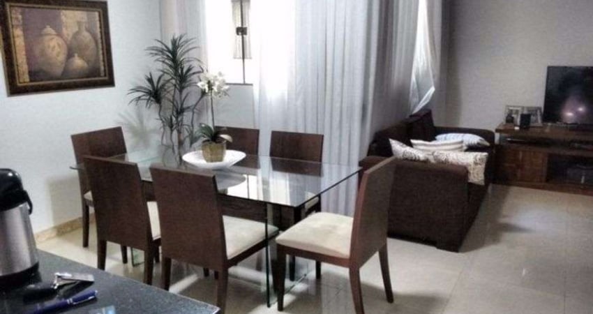 Apartamento Bairro Iguaçu, A064. Primeiro andar, piso porcelanato , 2 vagas. Região de Ipatinga