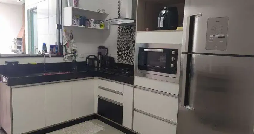 Casa B. Jardim Vitória. Cód. K193, 2 quartos/suite, Área gourmet, 79 m². Valor 250 mil