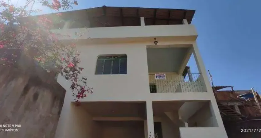 Casa CÓD.K172. com 5 quartos, Quintal e Jardim, em Veneza - Ipatinga - MG