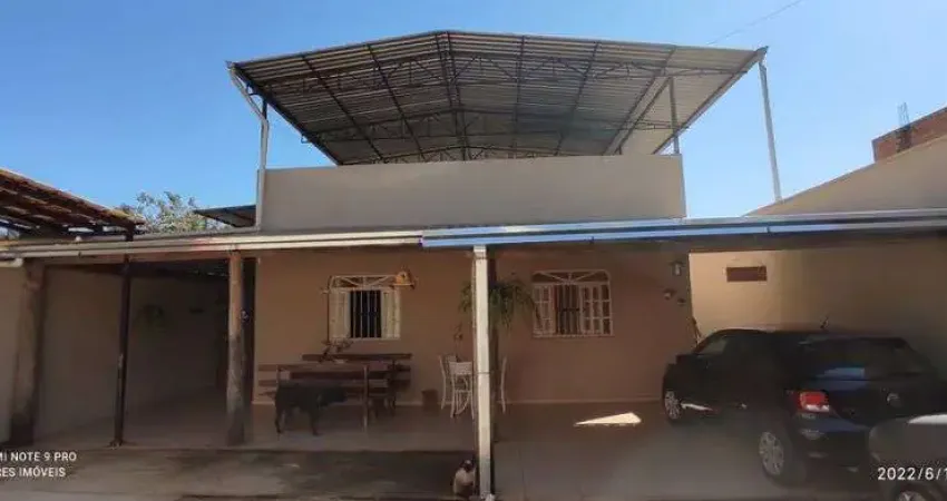 Casa Cód. K189, Bairro Bom Pastor, quintal, área gourmet, sist. alarme e camera,. Região de Ipatinga