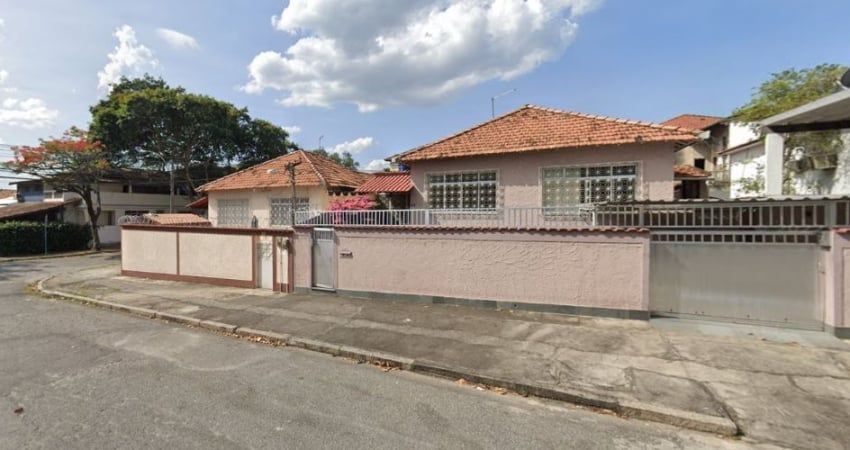 Casa com 3 quartos à venda na Rua Regente Lima e Silva, 18, Marechal Hermes, Rio de Janeiro