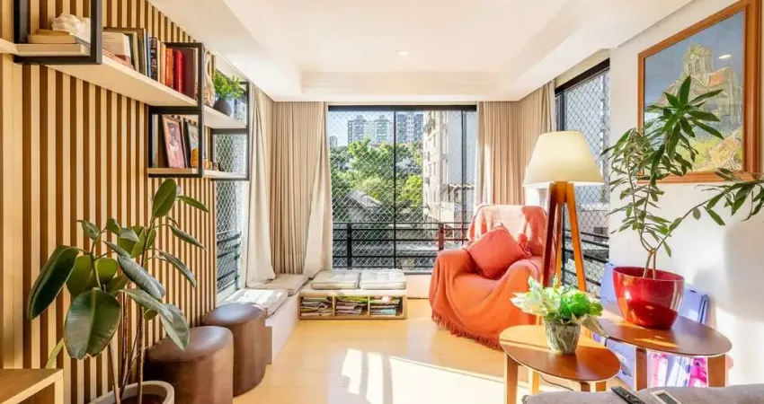 Apartamento com 3 quartos à venda na Avenida Coronel Lucas de Oliveira, 2547, Petrópolis, Porto Alegre