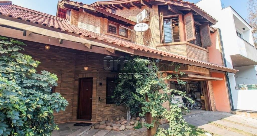 Casa em condomínio fechado com 3 quartos à venda na Rua Conde da Figueira, 553, Vila Jardim, Porto Alegre