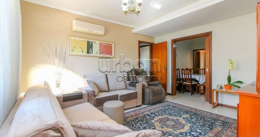 Casa com 5 quartos à venda na Rua Umbú, 566, Passo da Areia, Porto Alegre