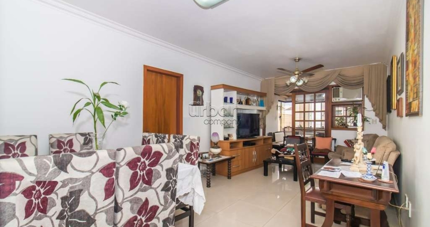 Apartamento com 3 quartos à venda na Rua Silva Tavares, 220, Passo da Areia, Porto Alegre