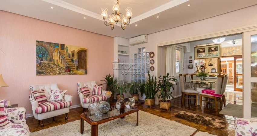 Casa em condomínio fechado com 3 quartos à venda na Rua Padre Alois Kades S J, 50, Jardim Europa, Porto Alegre