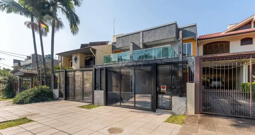 Casa em condomínio fechado com 3 quartos à venda na Avenida José Gertum, 570, Chácara das Pedras, Porto Alegre
