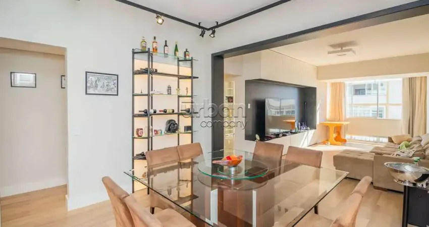 Apartamento com 4 quartos à venda na Rua Duque de Caxias, 925, Centro Histórico, Porto Alegre