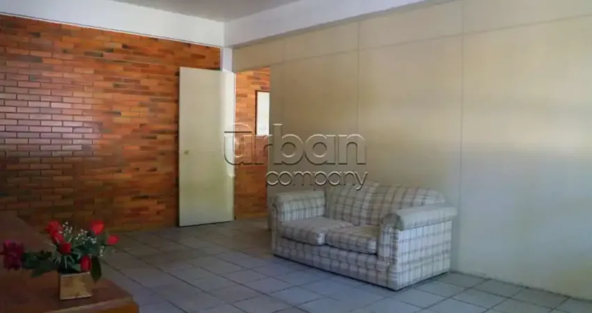 Barracão / Galpão / Depósito à venda na Avenida Professor Oscar Pereira, 3753, Glória, Porto Alegre