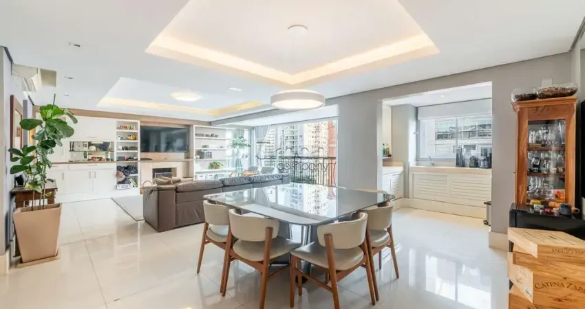 Apartamento com 3 quartos à venda na Avenida Túlio de Rose, 330, Jardim Europa, Porto Alegre
