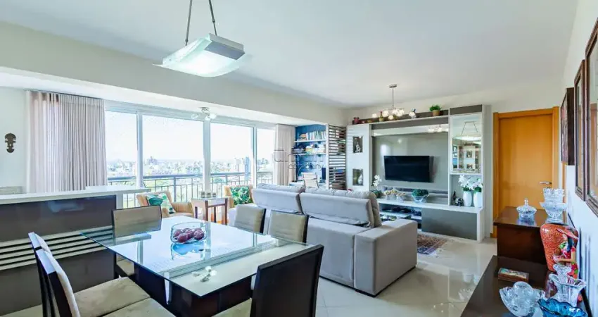 Apartamento com 3 quartos à venda na Avenida Túlio de Rose, 400, Jardim Europa, Porto Alegre