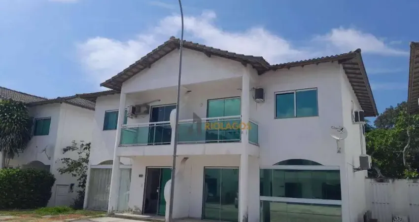 Casa com 3 dormitórios à venda, 131 m² por R$ 630.000,00 - Palmeiras - Cabo Frio/RJ