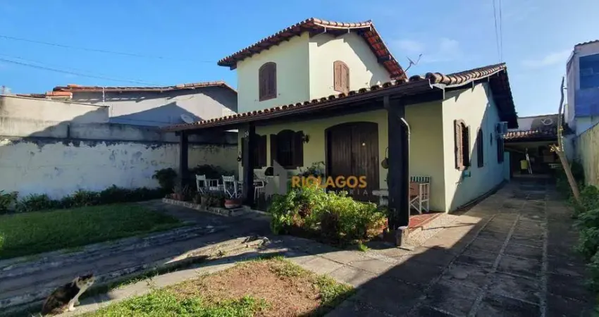 Casa com 3 dormitórios à venda, 136 m² por R$ 690.000,00 - Portinho - Cabo Frio/RJ