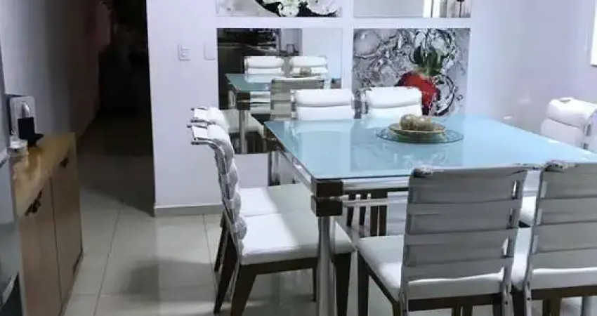 Casa no Jardim Alvorada com 3 dormitórios e quintal – Santo André | CA0113