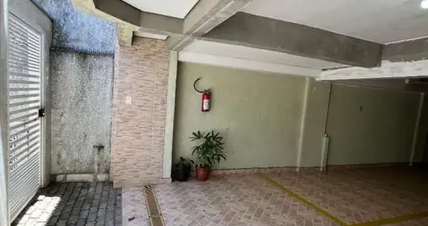 Apartamento com 2 dormitórios à venda, 63 m² por R$ 385.000,00 - Vila Humaitá - Santo André/SP