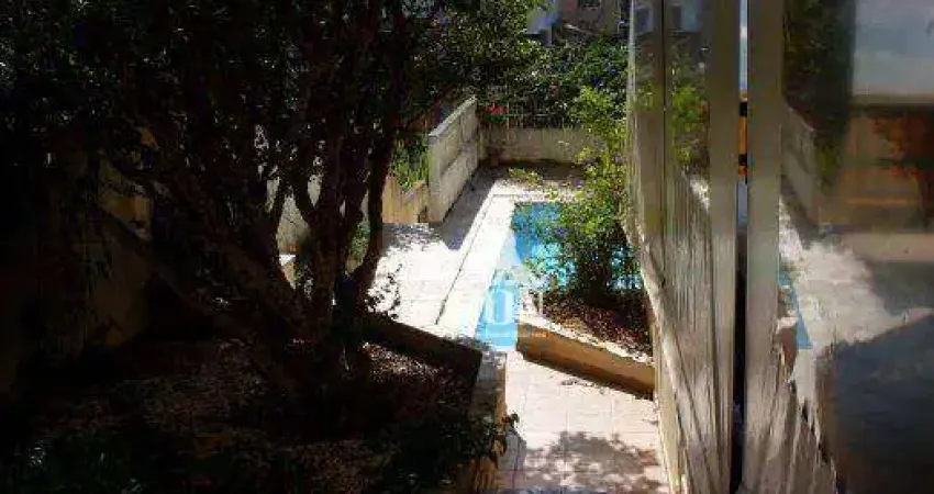 Casa com 4 dormitórios à venda, 237 m² por R$ 1.600.000,00 - Santa Teresinha - São Paulo/SP